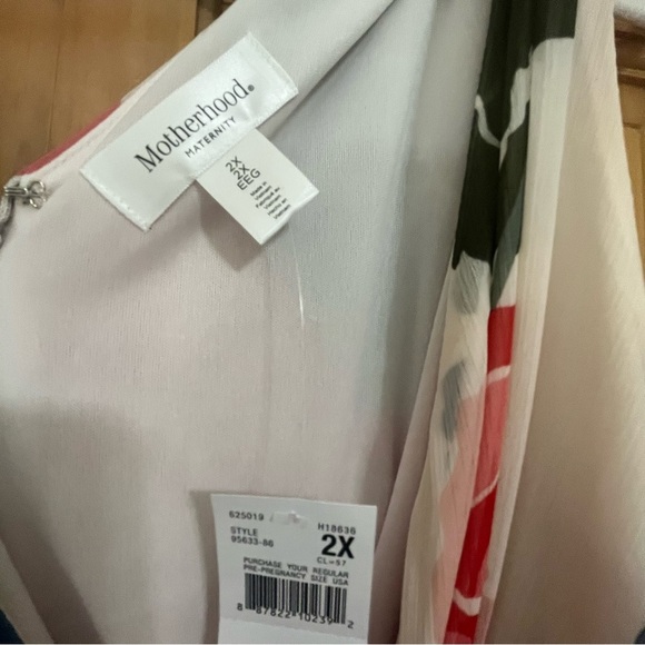 Motherhood Maternity Floral Maxi Dress Size 2X NWT - Picture 2 of 8